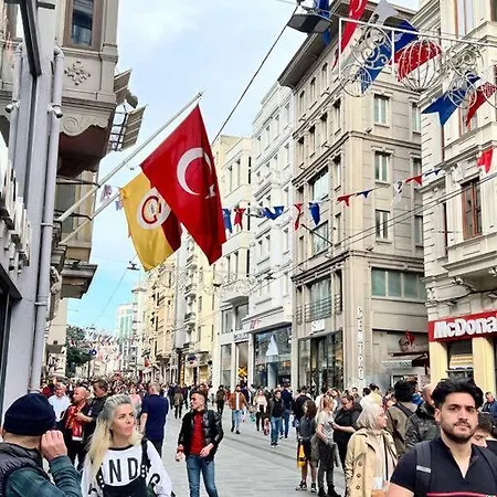 Cosy 1+1 Istiklal * Стамбул