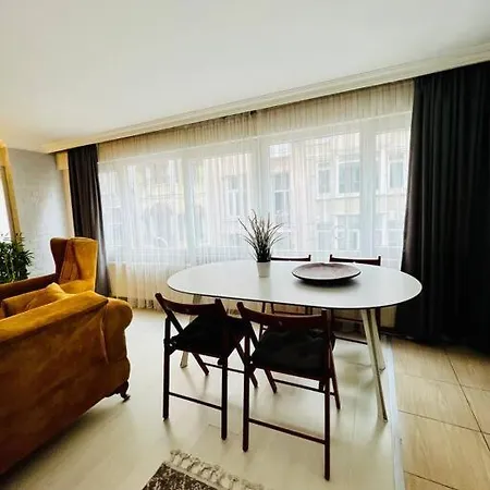 Апартаменты Cosy 1+1 Istiklal Стамбул